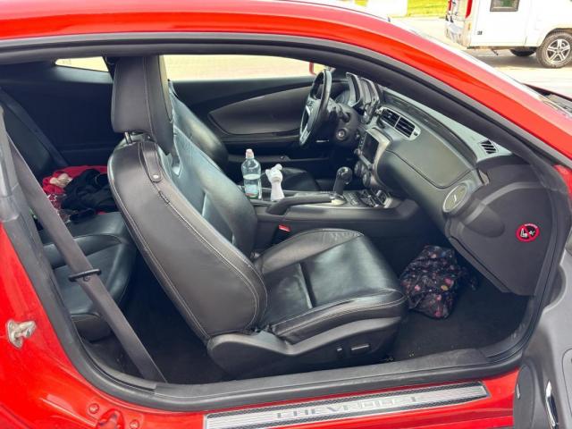 Chevrolet Camaro image 2