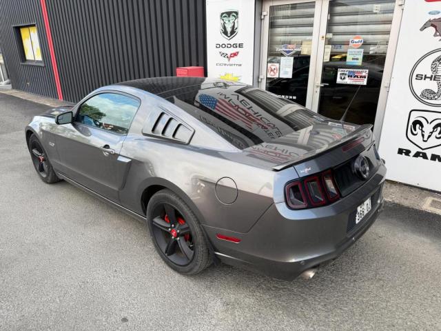 Ford Mustang image 8