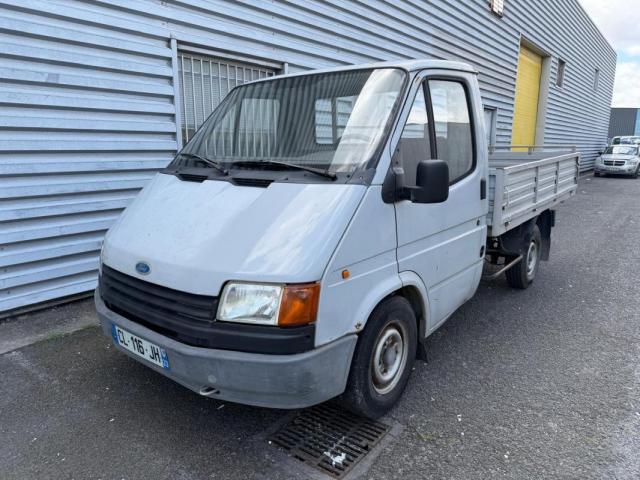 Ford Transit Plateau