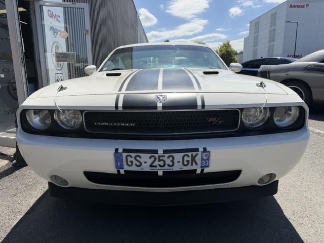 Dodge Challenger image 8