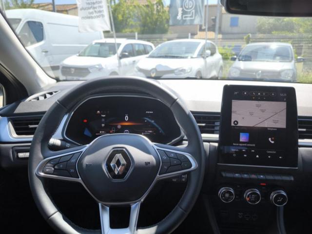 Renault Captur image 6