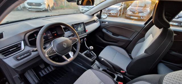 Renault Clio image 6