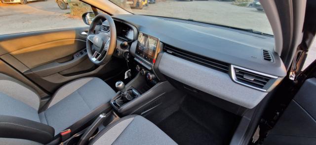 Renault Clio image 2