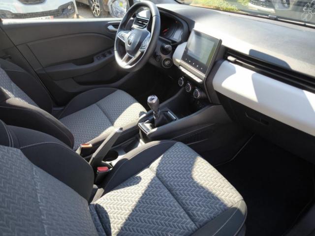 Renault Clio image 9