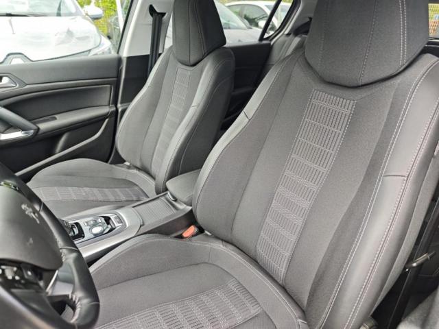 Peugeot 308 image 7