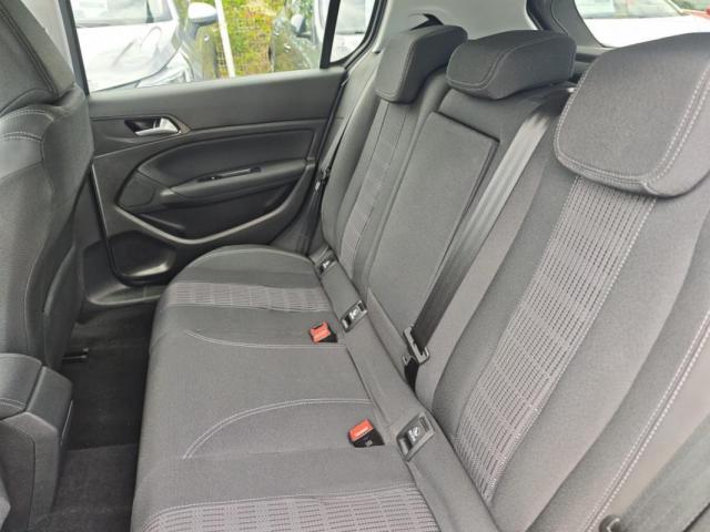 Peugeot 308 image 5