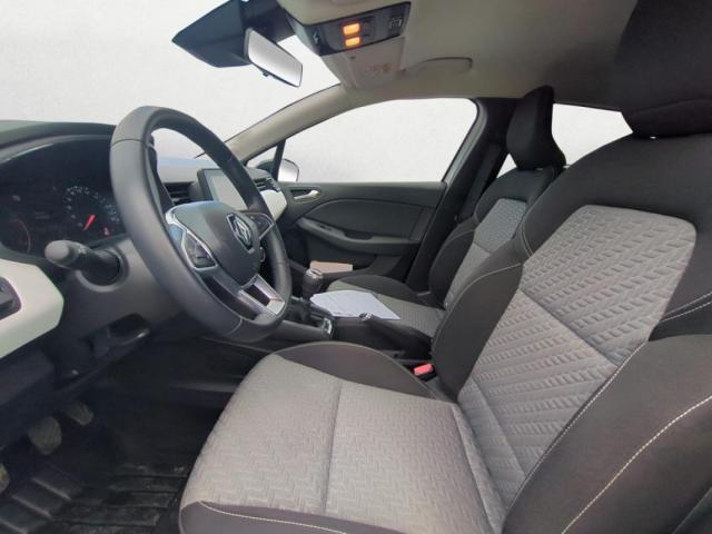 Renault Clio image 9
