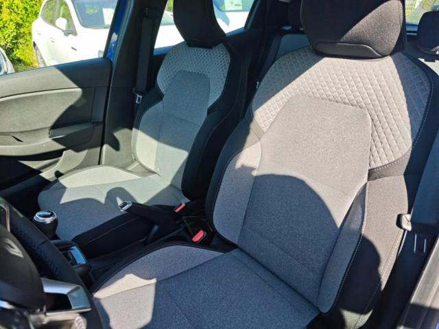 Renault Clio image 6