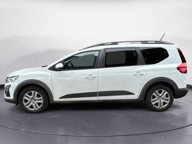 Dacia Jogger image 1