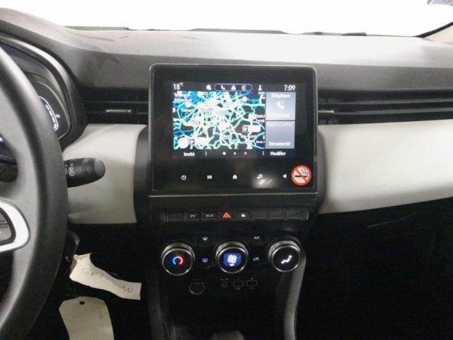 Renault Clio image 8