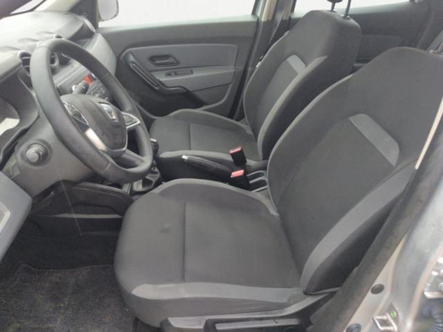 Dacia Duster image 2