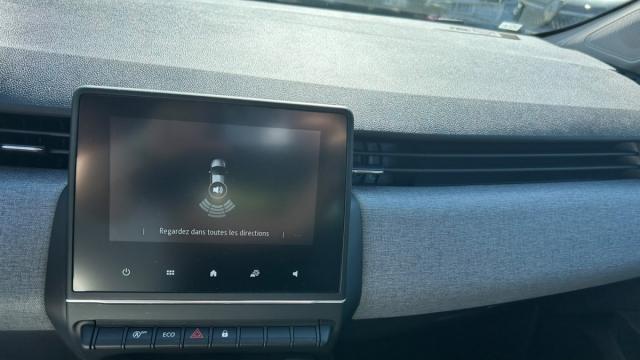 Renault Clio image 6