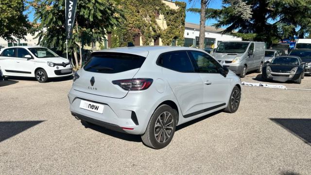 Renault Clio image 8