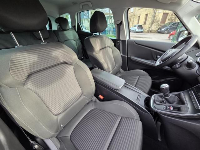 Renault Scénic image 9