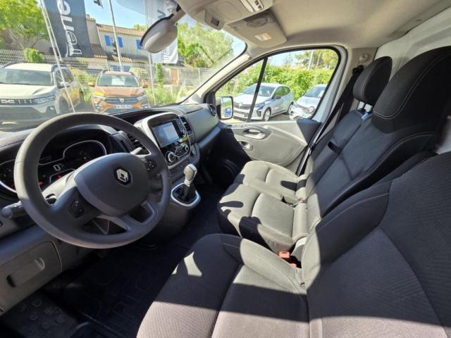 Renault Trafic image 8