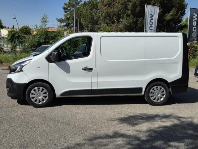 Renault Trafic image 2