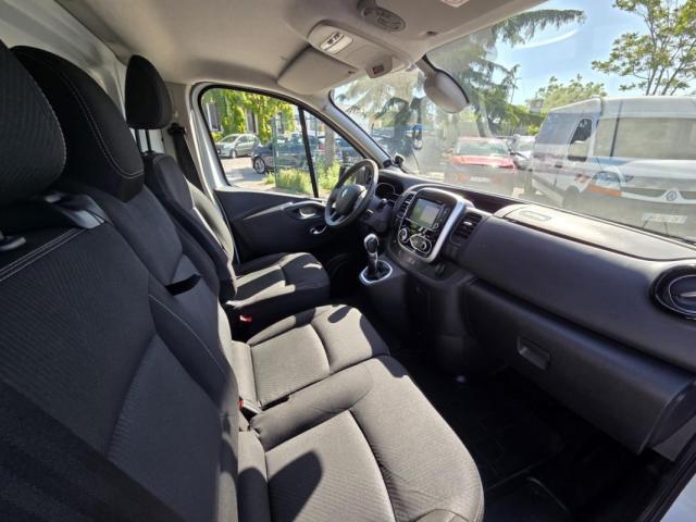 Renault Trafic image 4