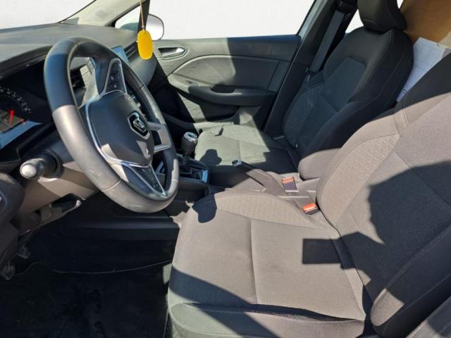 Renault Clio image 8
