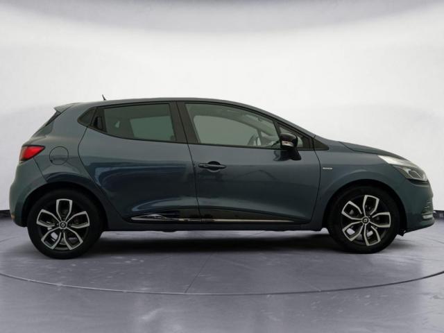 Renault Clio image 9
