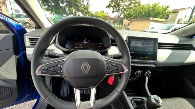 Renault Clio image 8