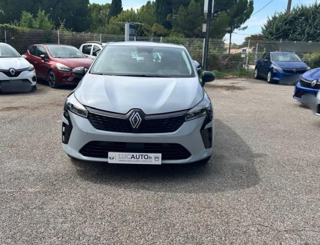 Renault Clio image 2