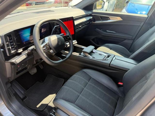 Renault Austral image 9
