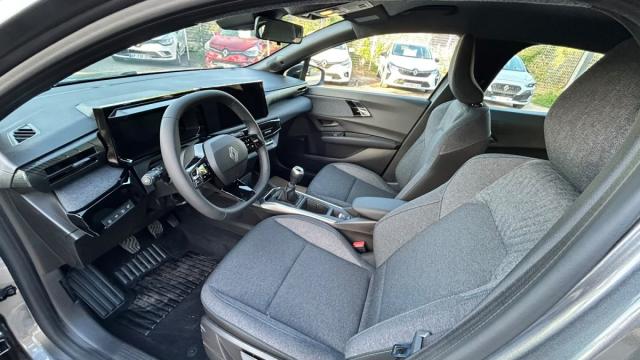 Renault Clio image 9