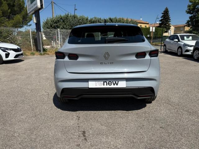 Renault Clio image 8