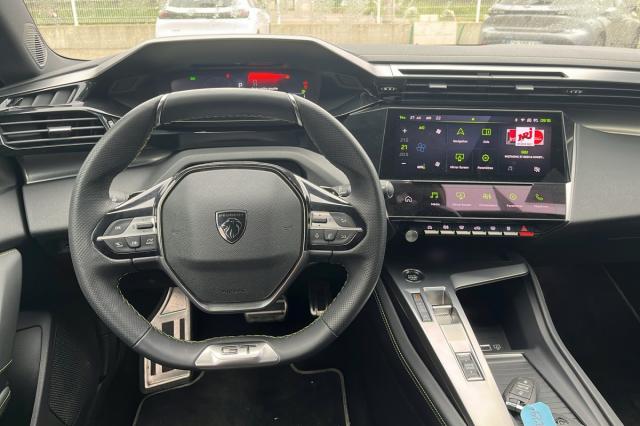Peugeot 308 image 8