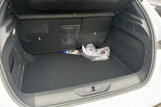Peugeot 308 image 6