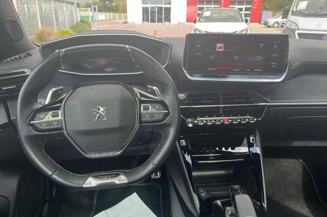 Peugeot 2008 image 5