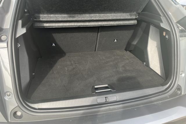 Peugeot 2008 image 9