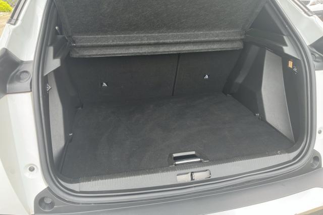 Peugeot 2008 image 6
