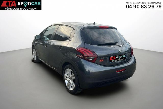 Peugeot 208 image 3