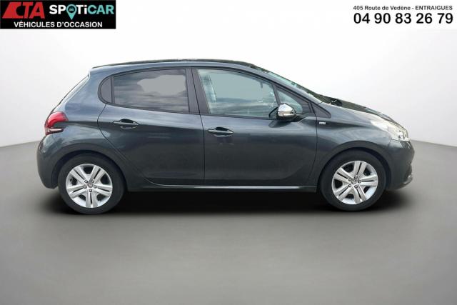 Peugeot 208 image 1