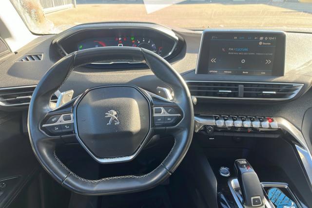 Peugeot 3008 image 3