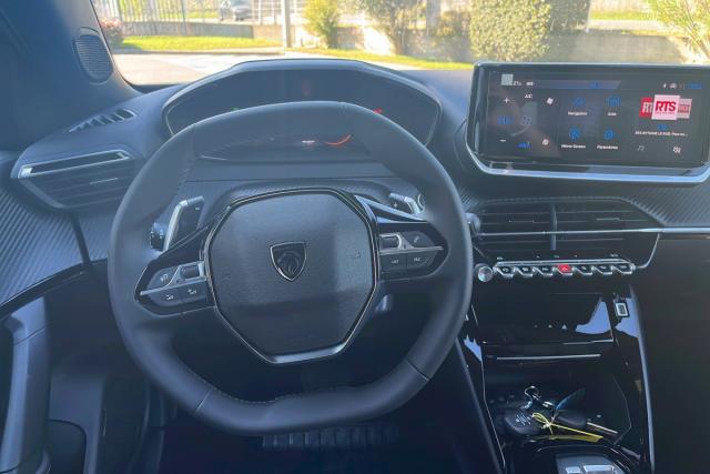 Peugeot 2008 image 4