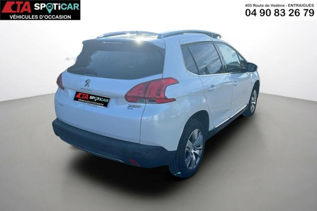 Peugeot 2008 image 2
