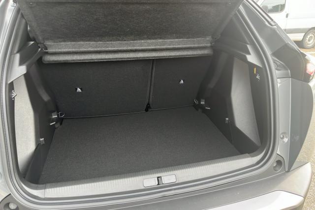 Peugeot 2008 image 9