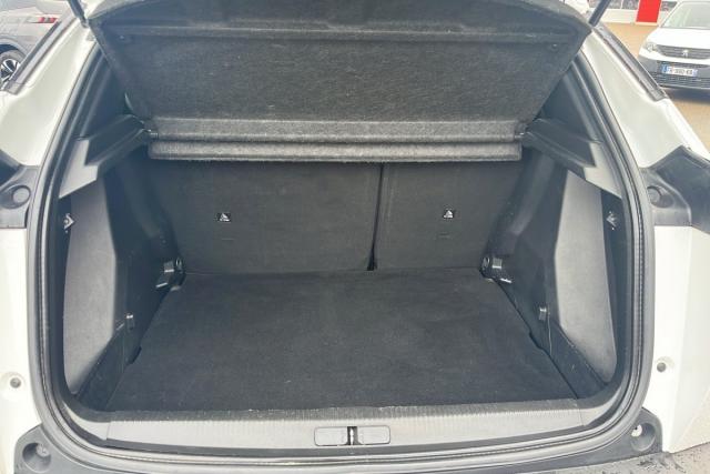 Peugeot 2008 image 1