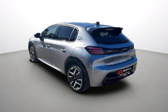 Peugeot 208 image 9