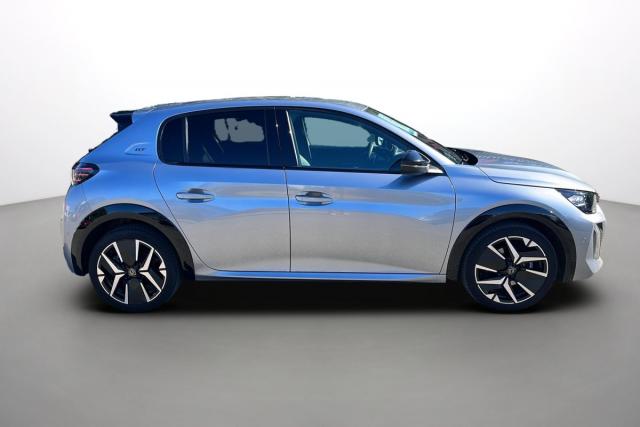 Peugeot 208 image 2