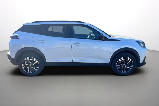 Peugeot 2008 image 2