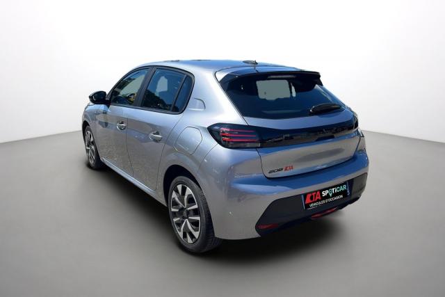 Peugeot 208 image 5
