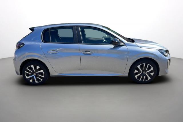 Peugeot 208 image 9
