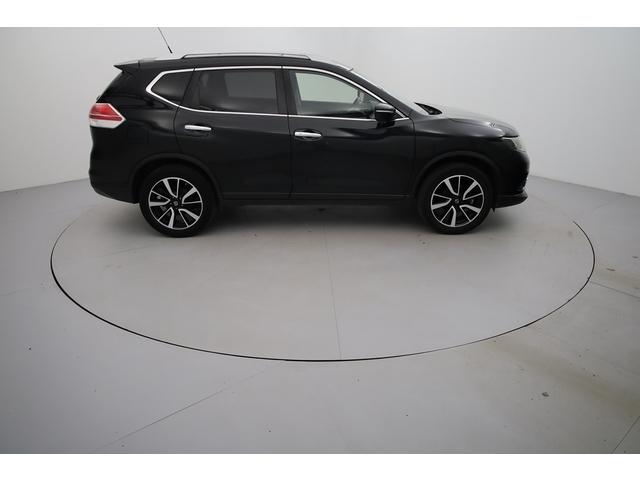 Nissan X-Trail image 6