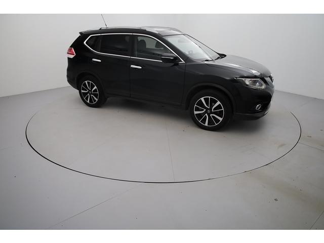 Nissan X-Trail image 8