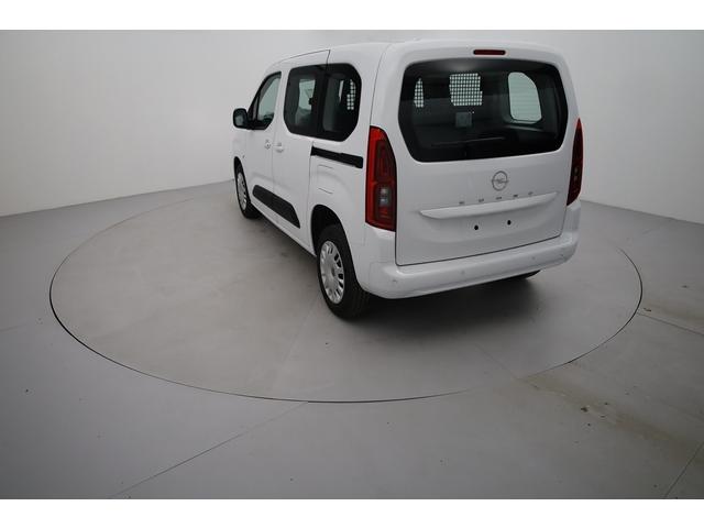 Opel Combo image 2
