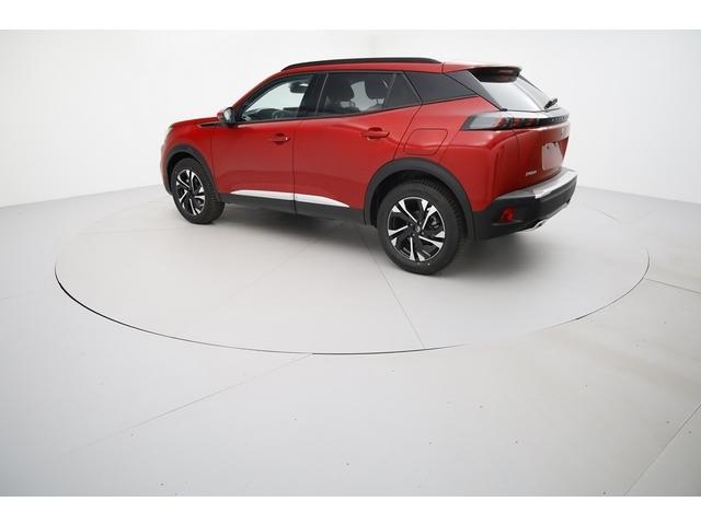 Peugeot 2008 image 9