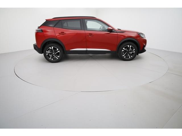 Peugeot 2008 image 3